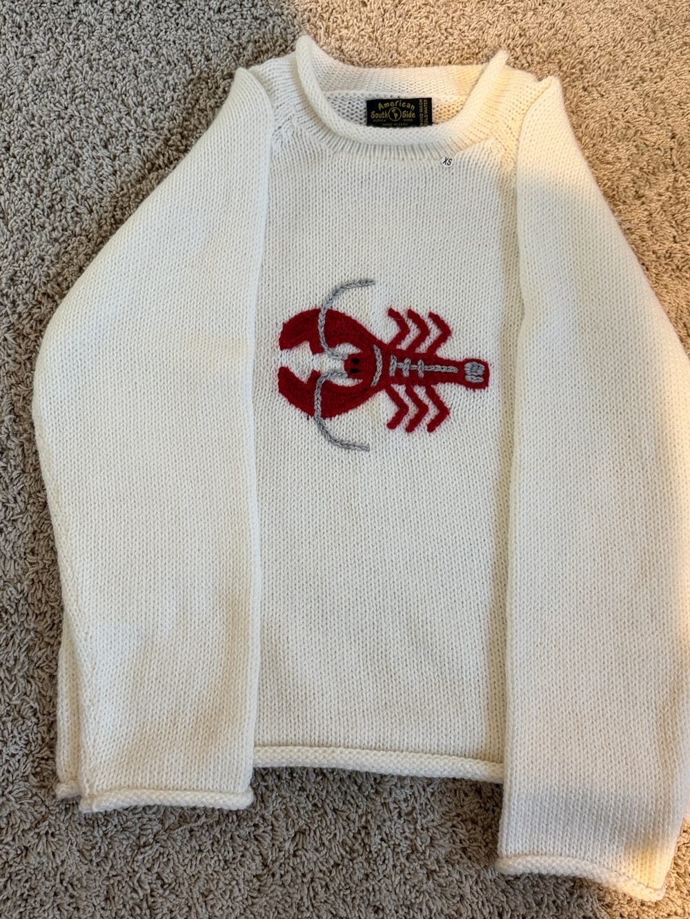 Women’s Cream Crewneck Sweater with Red Lobster Motif - American South NWOT